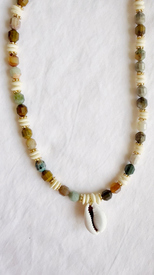 The Isa Necklace